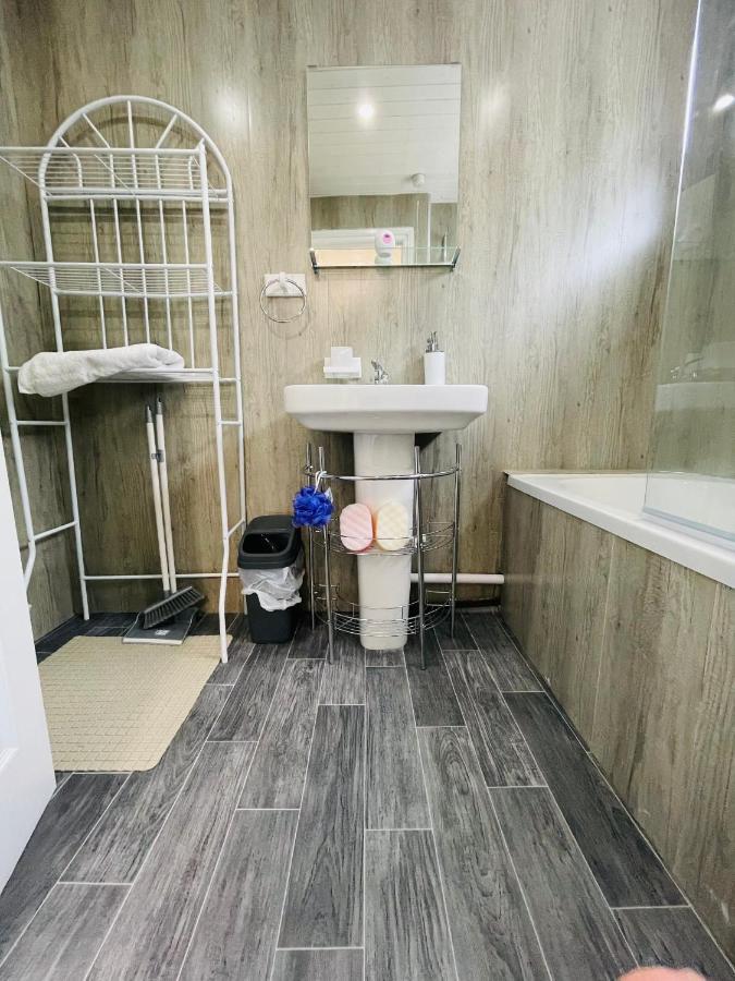 Alder House - A Modern Vibrant 4 Bedroom House Marston Green Luaran gambar